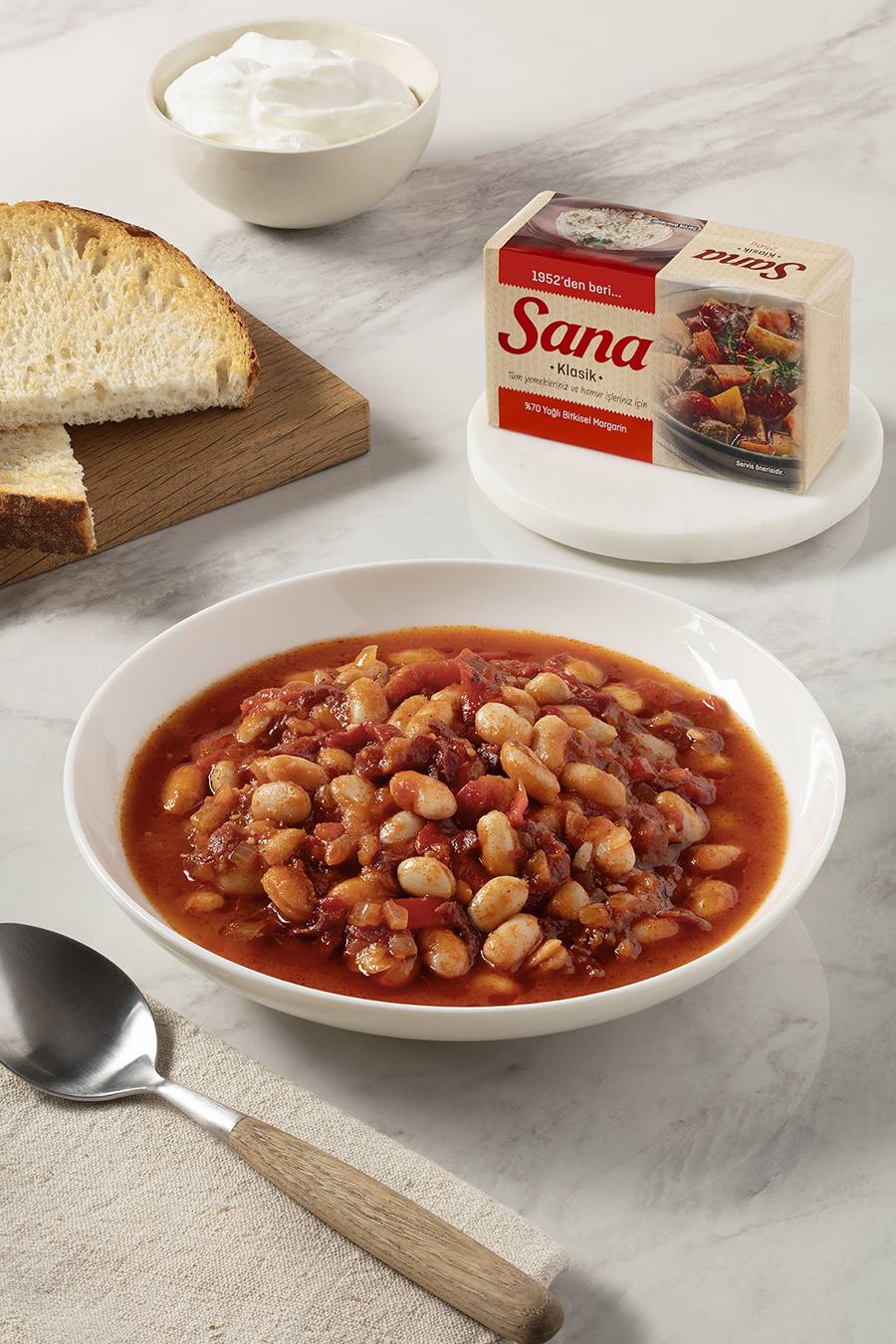 recipe image Köz Biber Ve Pastırmalı Kuru Fasulye