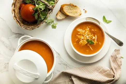 recipe image Közlenmiş Domates Çorbası