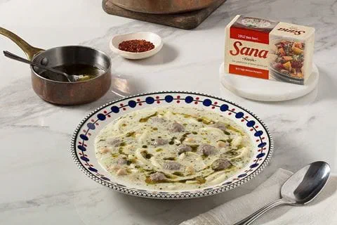recipe image Köfteli ve Erişteli Erzincan Yoğurt Çorbası